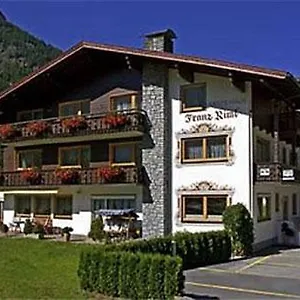3* Pensjonat Vizensn Living